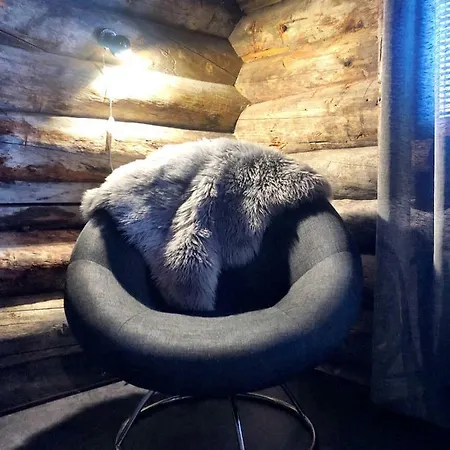 Oliver Apartmán *